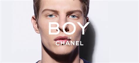 maquillage boy chanel